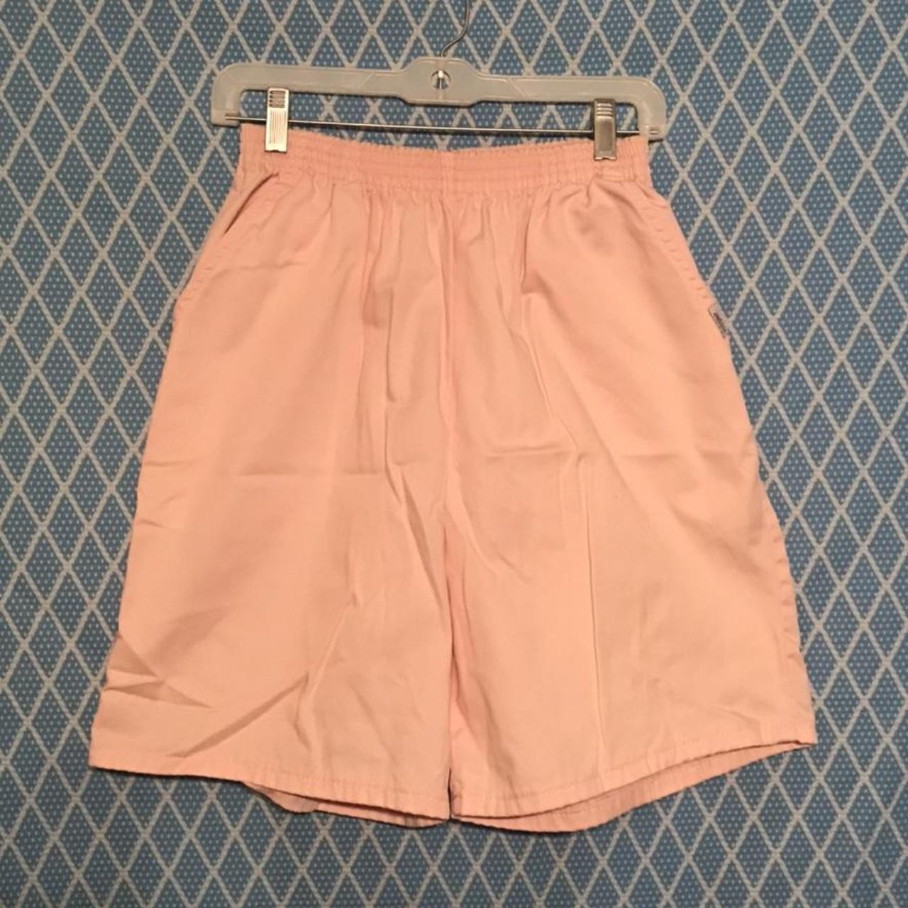 Chic Women's Pink Shorts