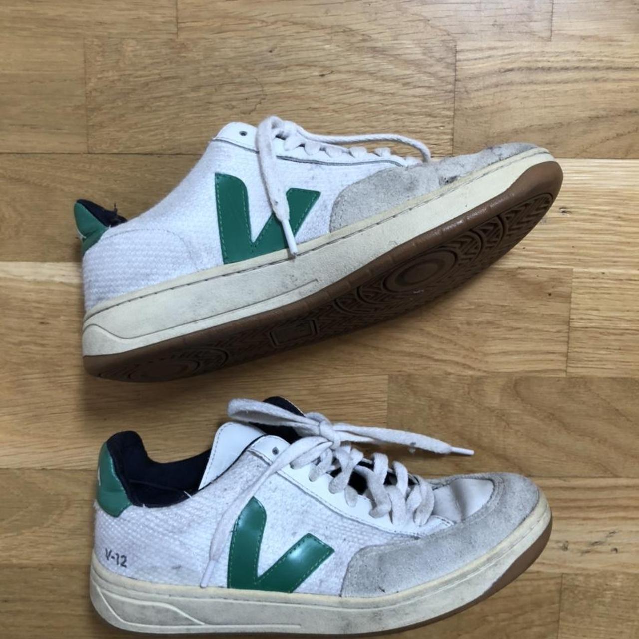 Veja Women's White and Green Trainers | Depop