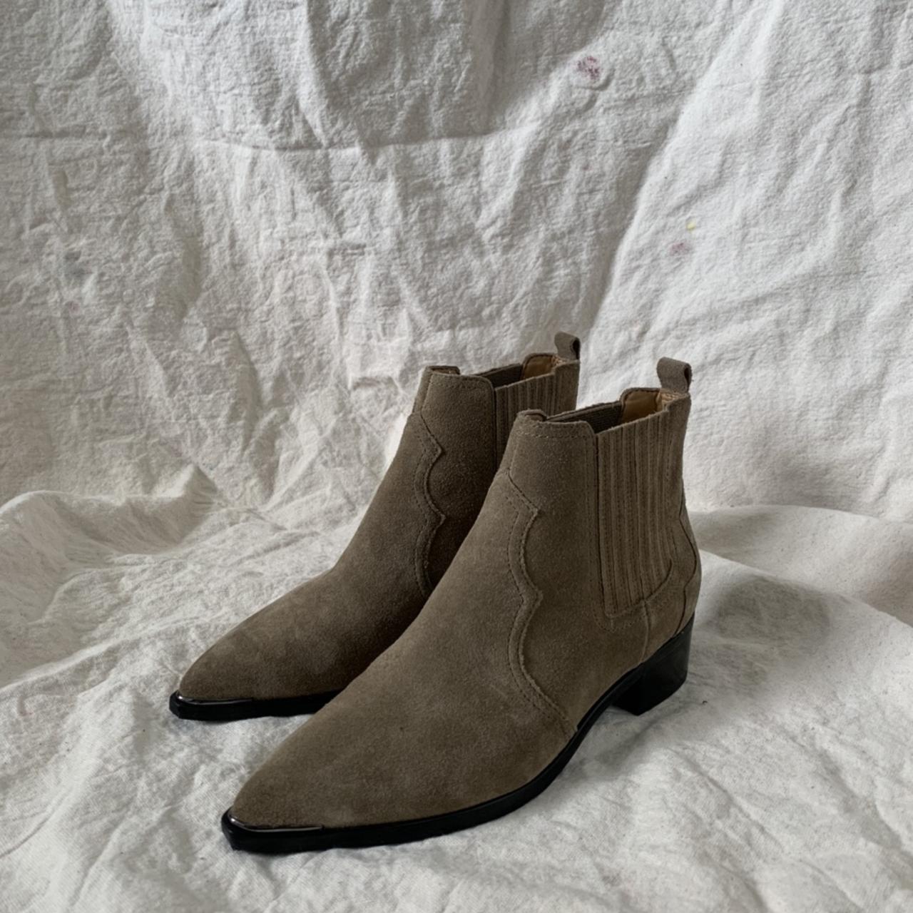 Marc fisher 2024 yohani boots