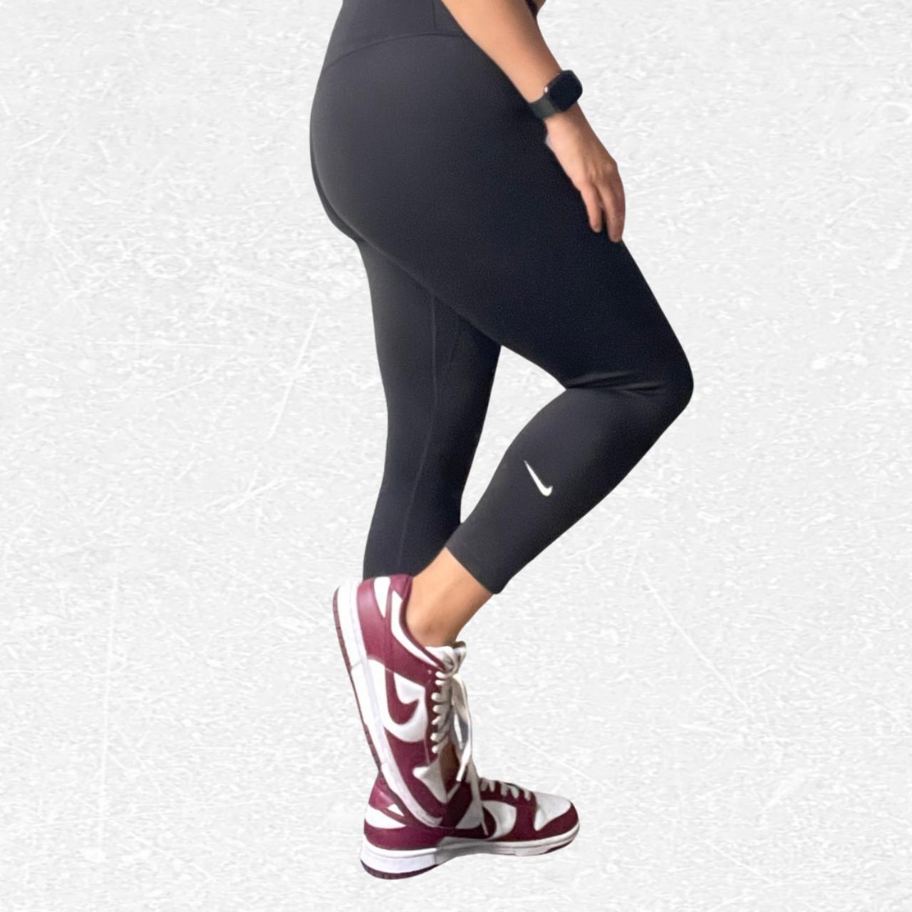 Nike One Women's Black Mid-Rise Capri Leggings Used - Depop
