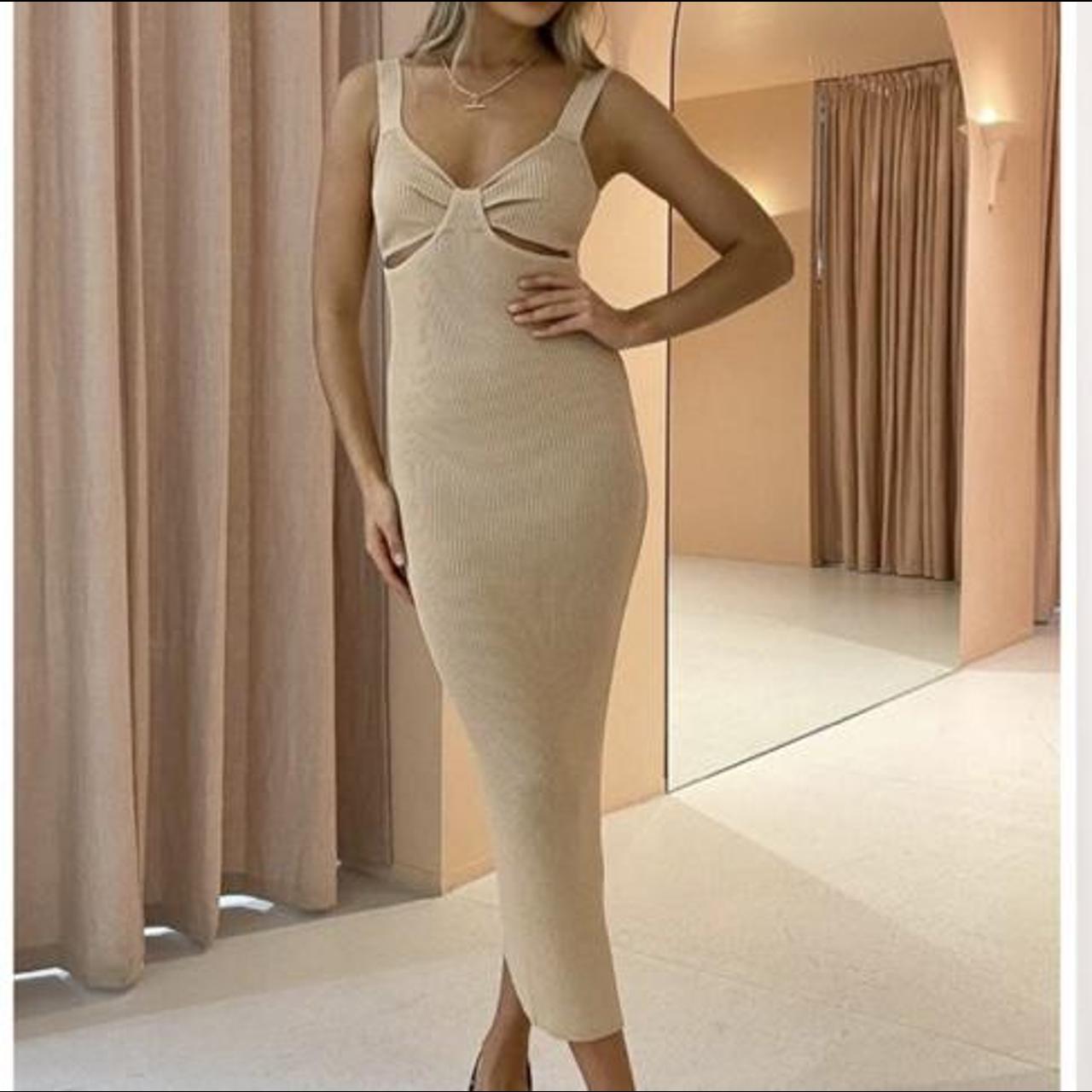 By Nicola Meadow Midi Dress - Mocha Have only tried... - Depop