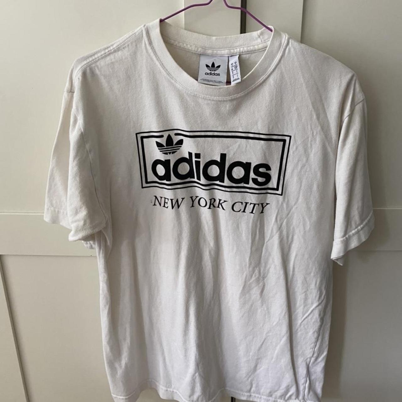 Adidas Originals Men's T-shirt | Depop