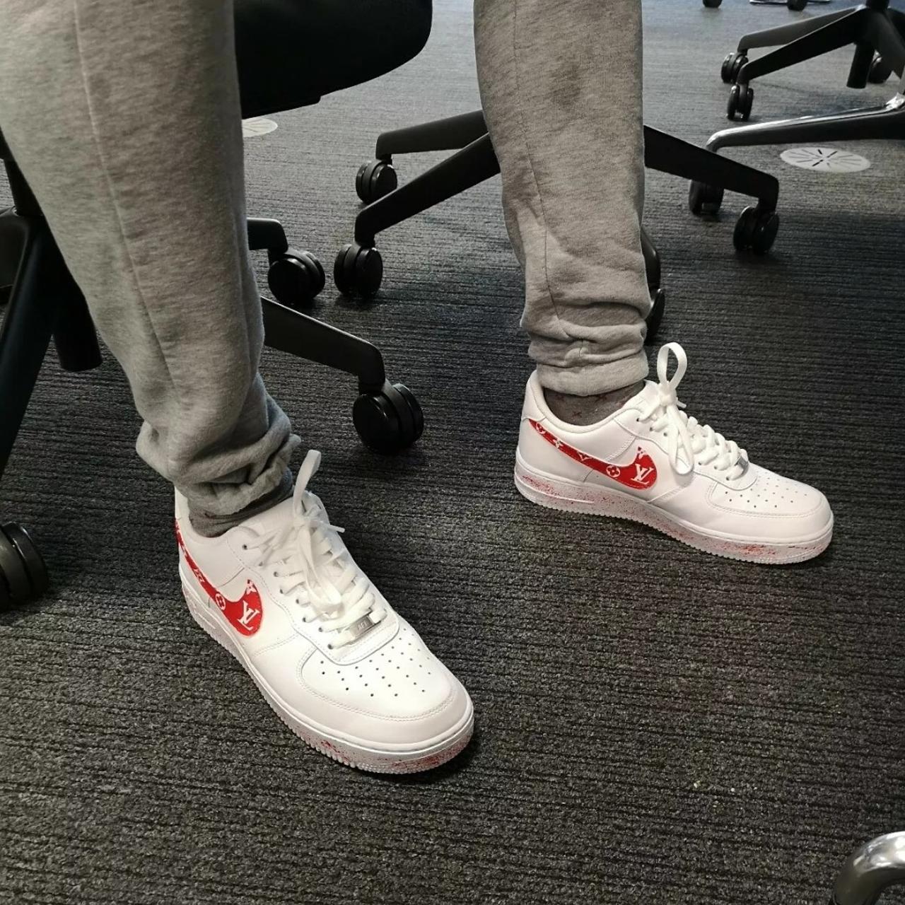 Nike Air Force 1 - LV Red - Sneakers Custom Opplain