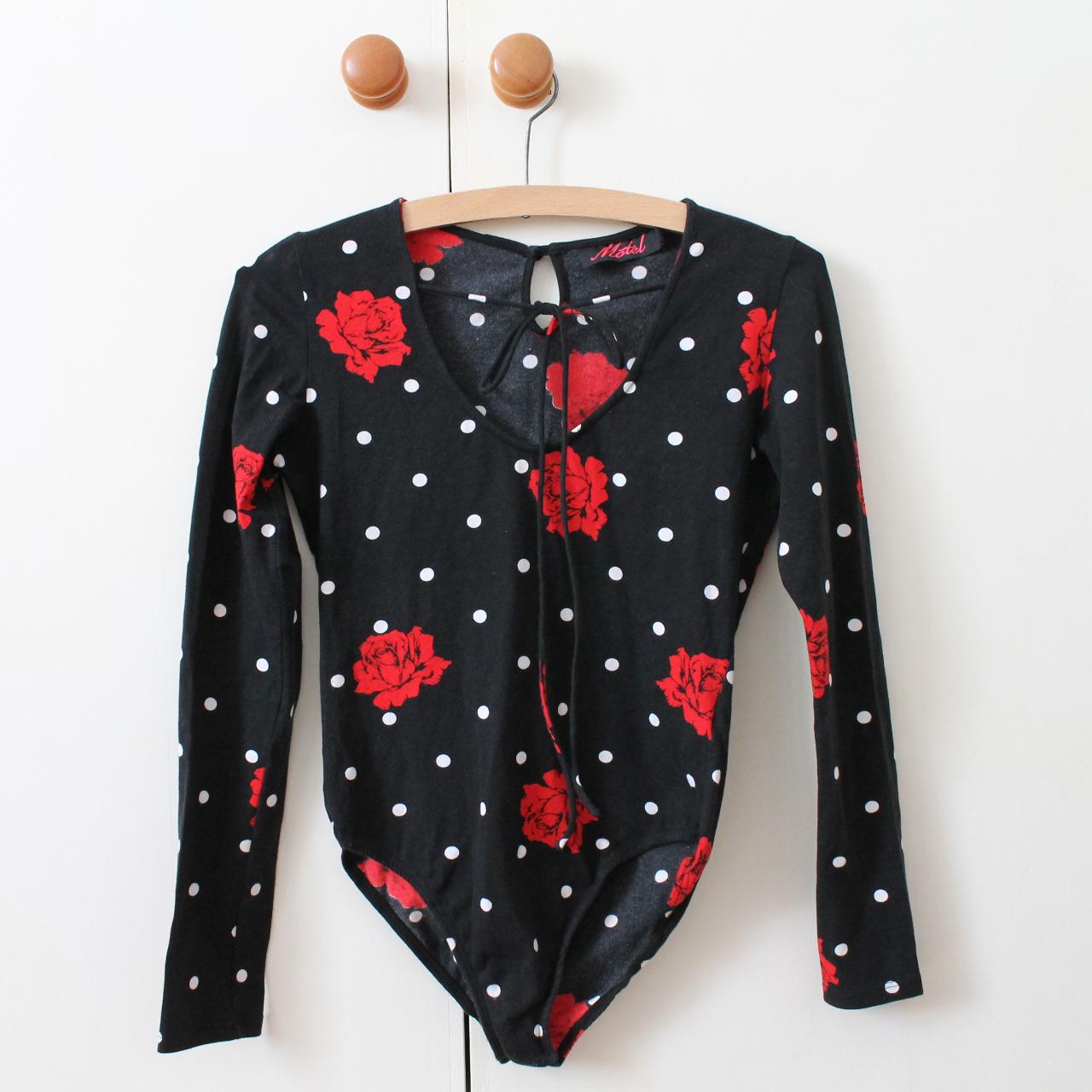 Motel Rocks black, red and white