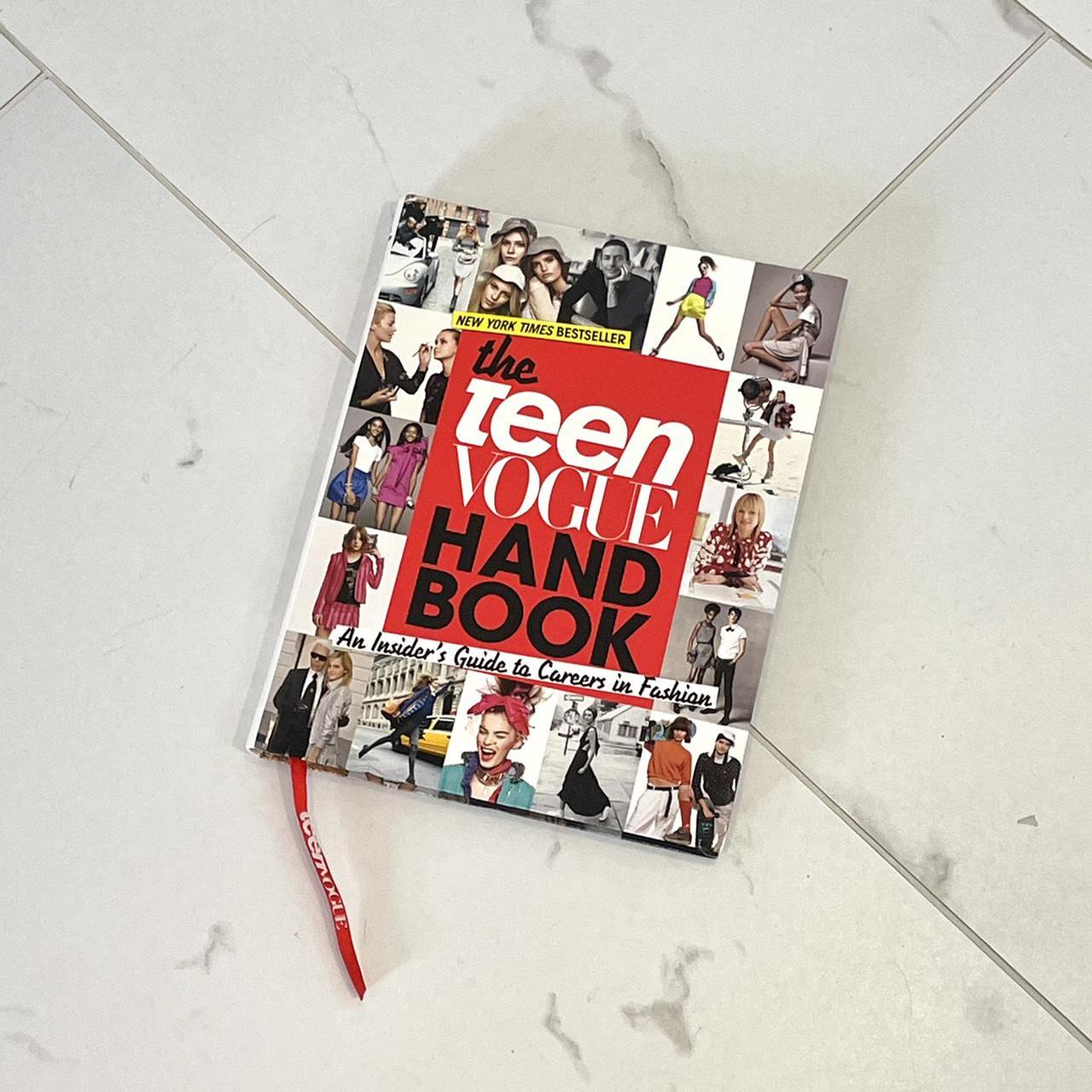 Vogue　The　Handbook　#book　Teen　#teenvogue　Depop
