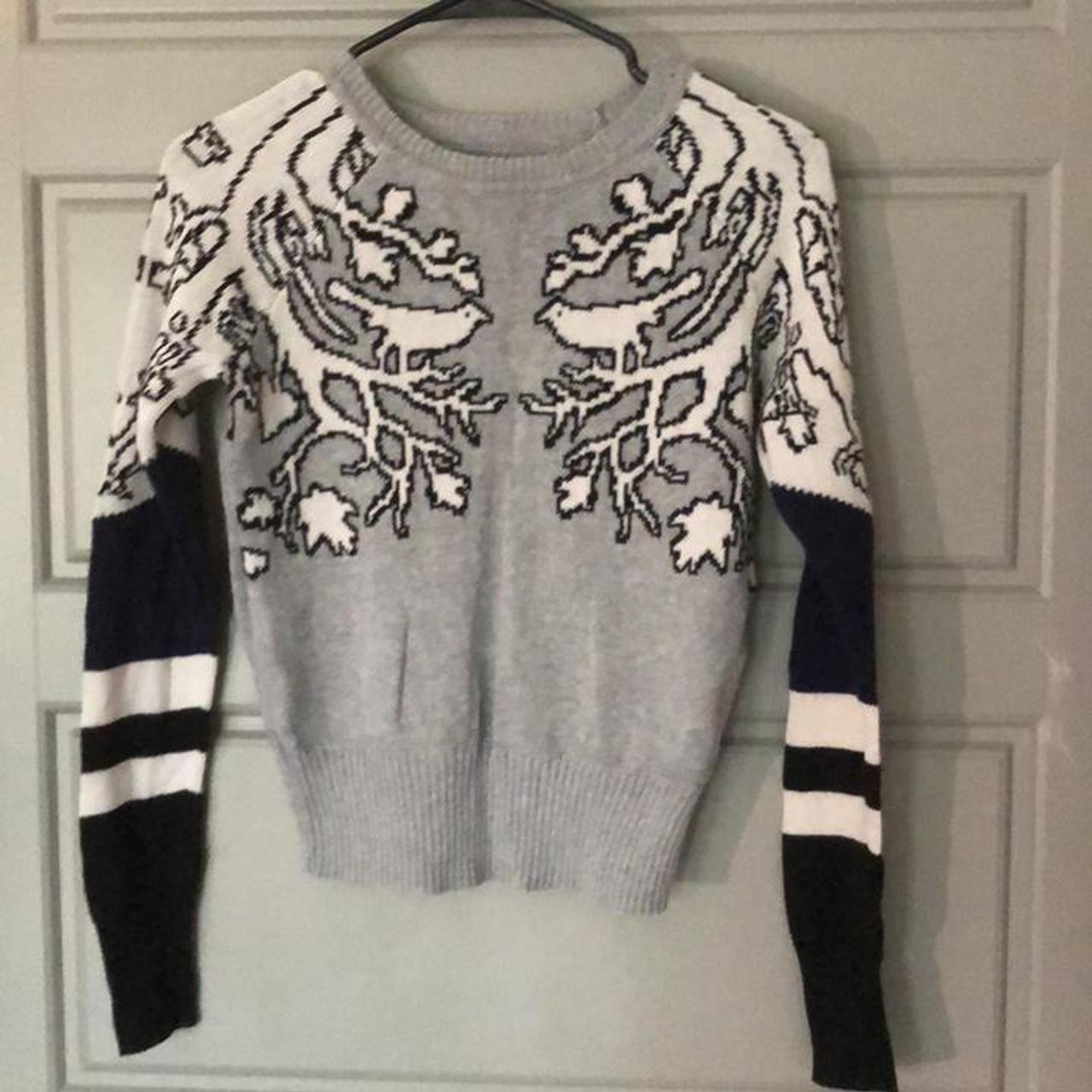 vera wang sweater
