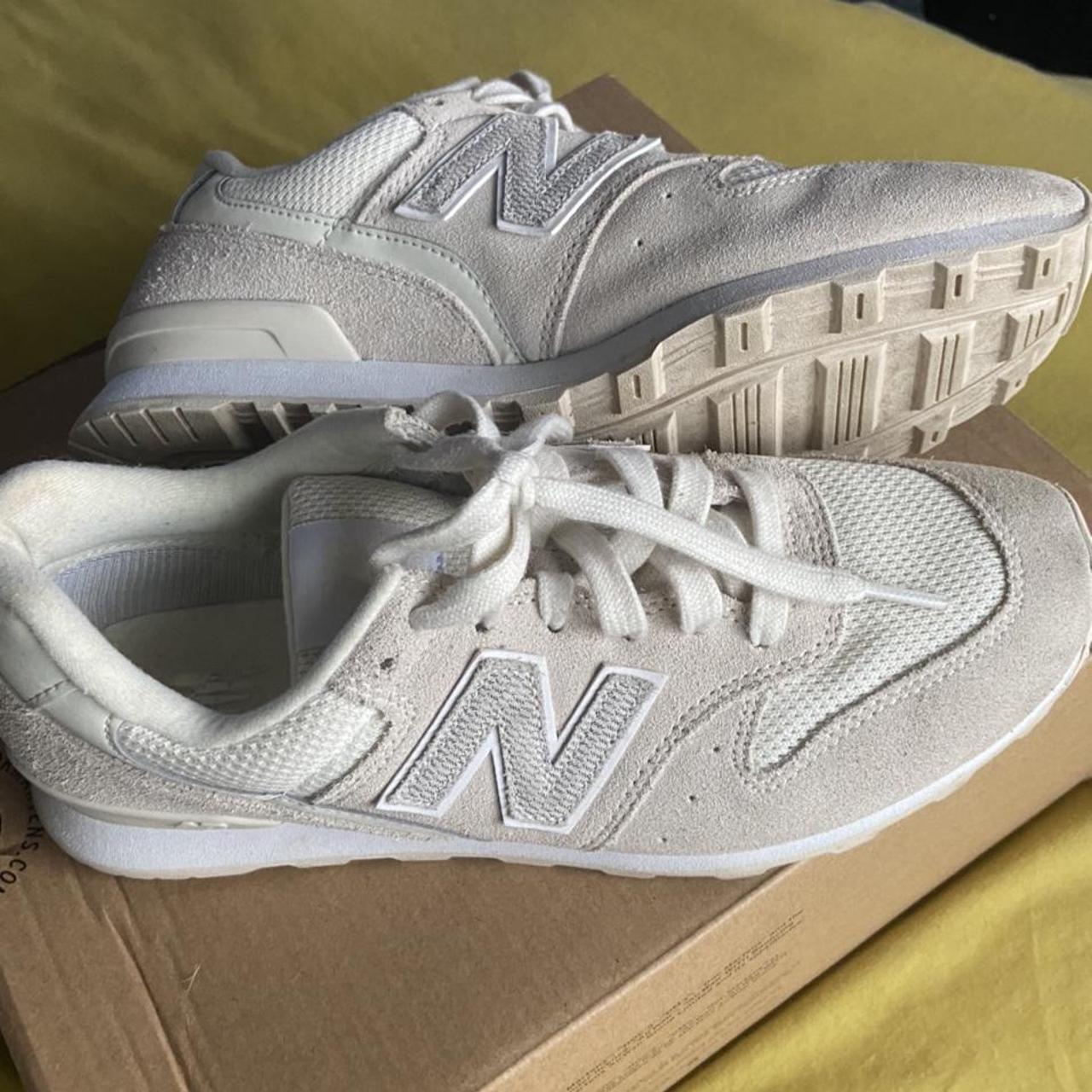 womens new balance trainers size 6