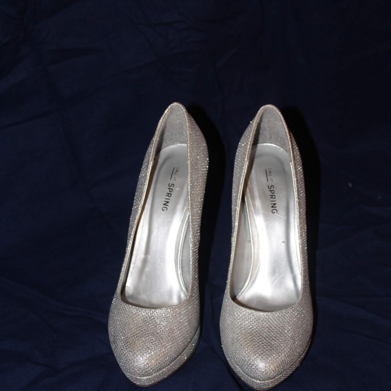 Call it Spring Women's Silver and Grey Courts (2)