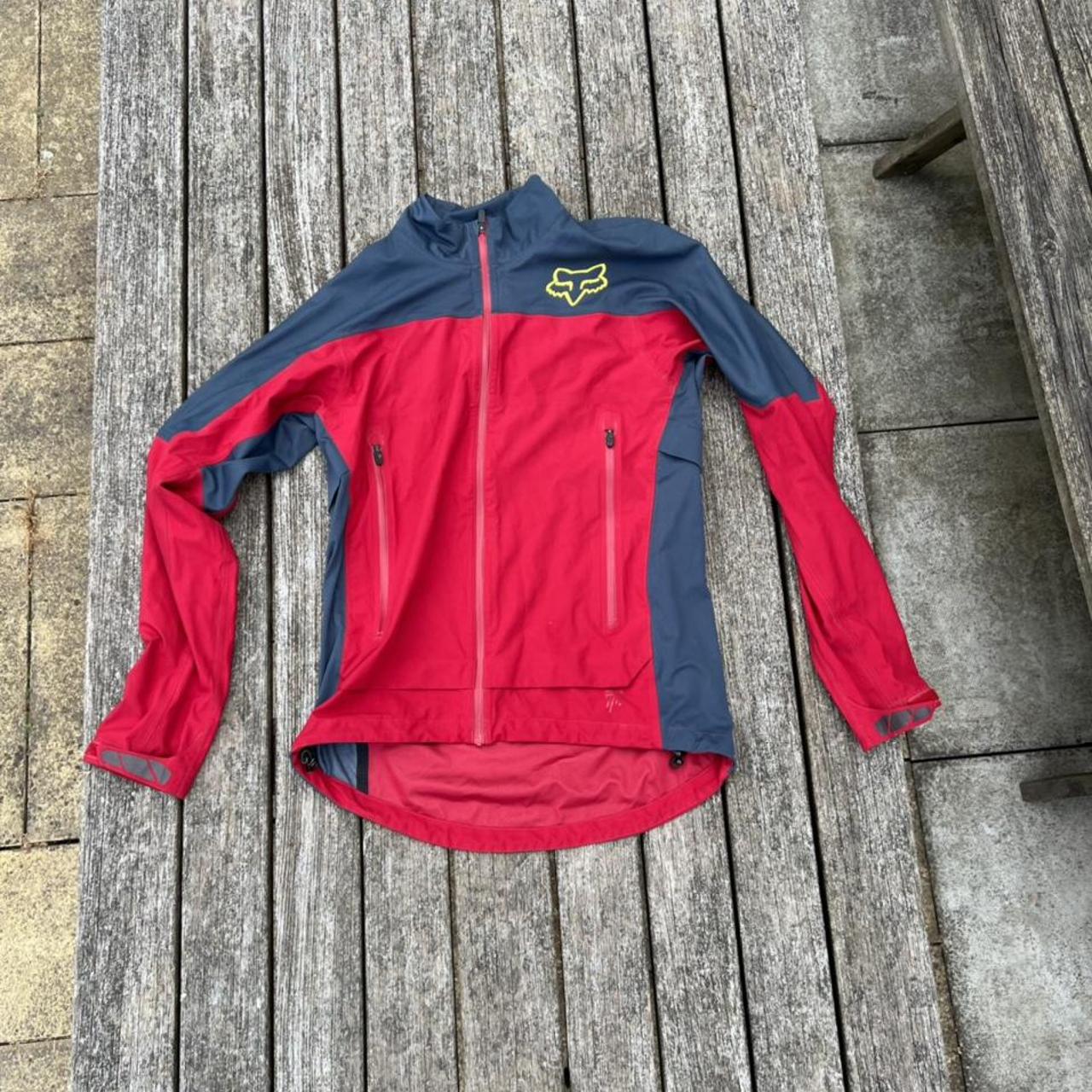 Fox mtb waterproof jacket Perfect condition Size... - Depop