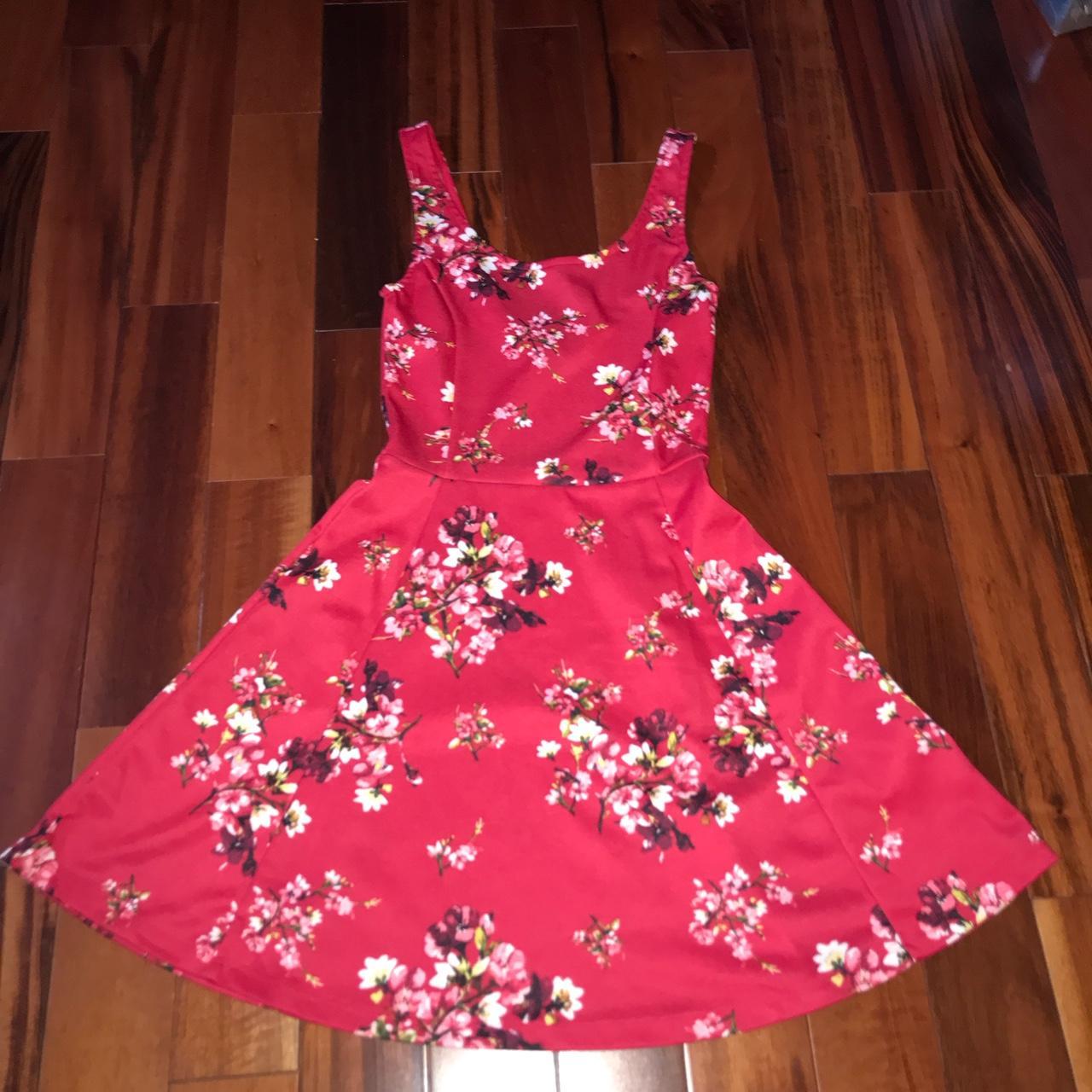 H&m floral skater dress best sale