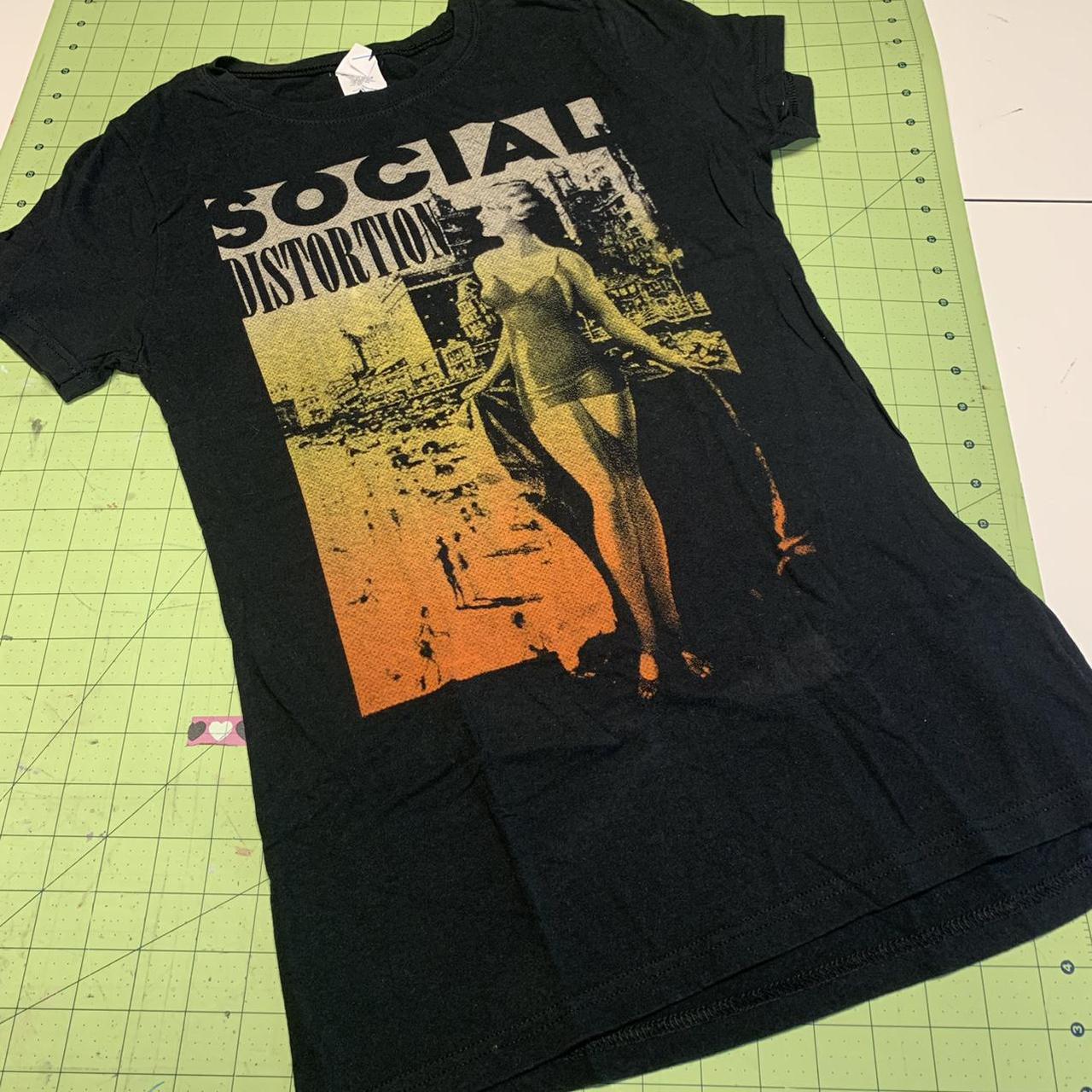 social distortion shirt hot topic