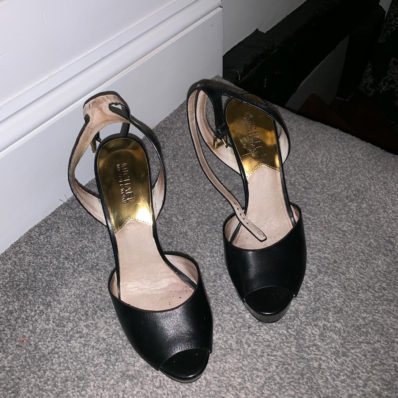 michael kors chunky heels