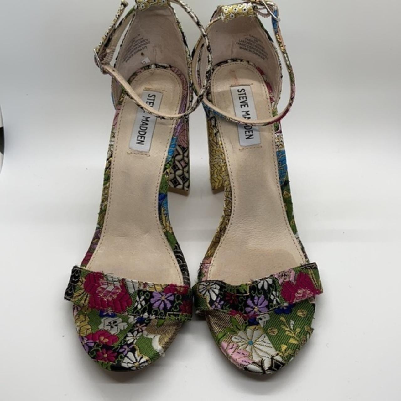 Steve madden deals carrson floral