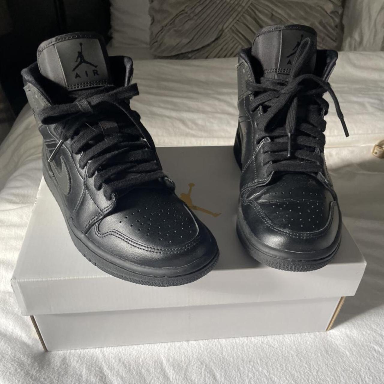 black womens jordans