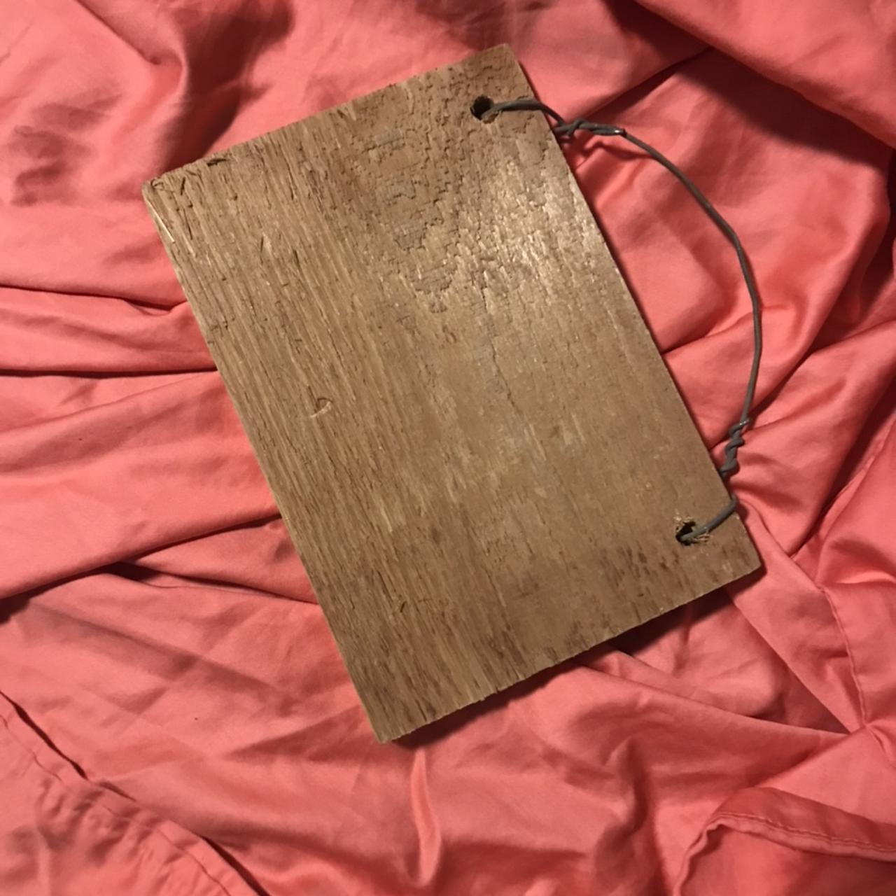 ブランディーメルビル IT’S BETTER IN L.A. サインプレート Brandy Melville “it's better in LA” wooden sign. | Depop