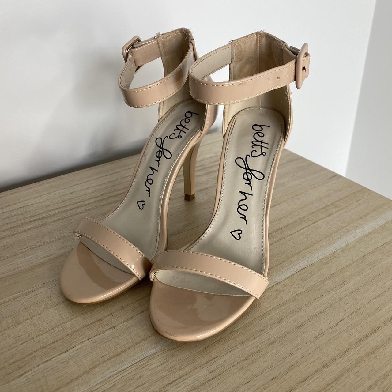 betts nude heels