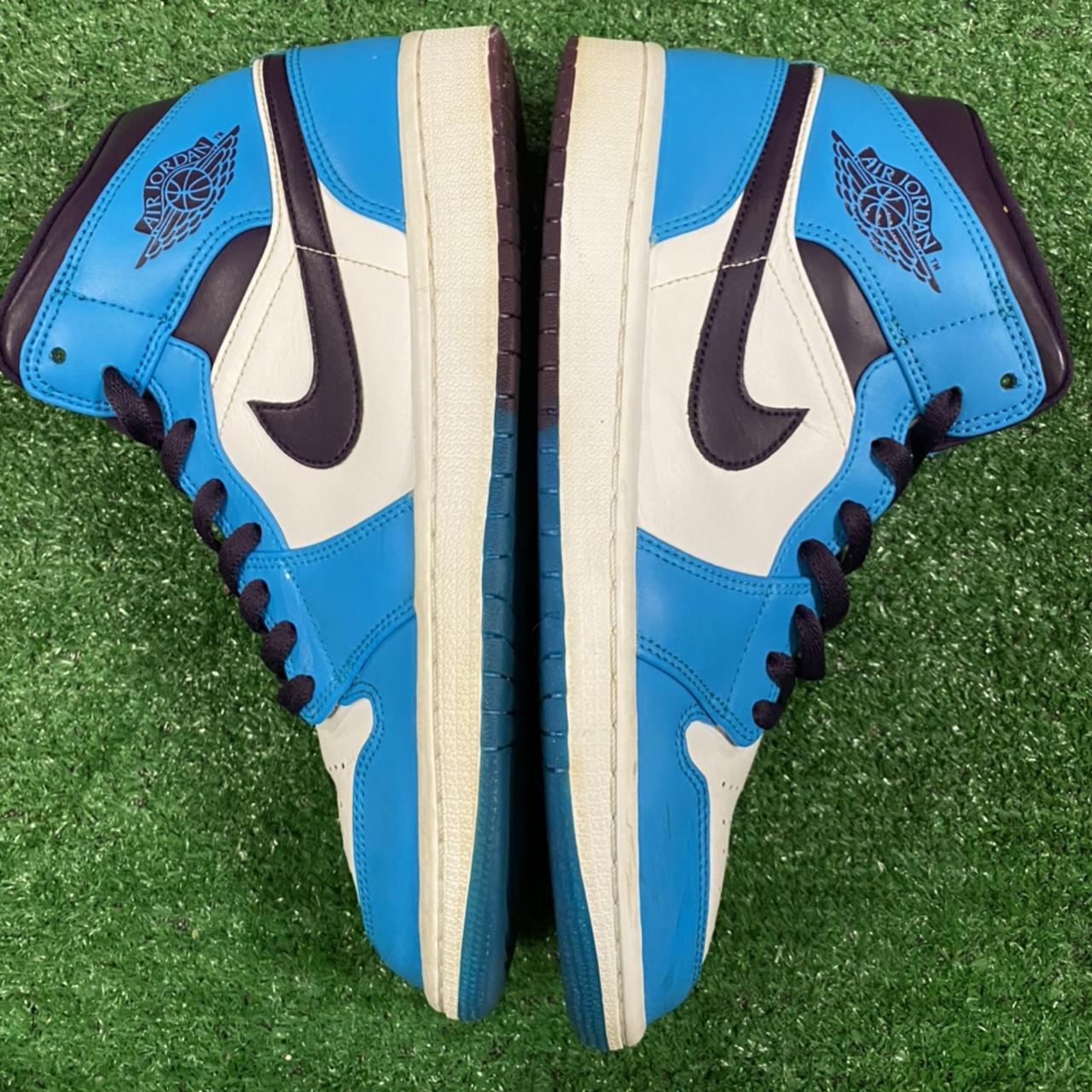 Air jordan 1 mid clearance hornets