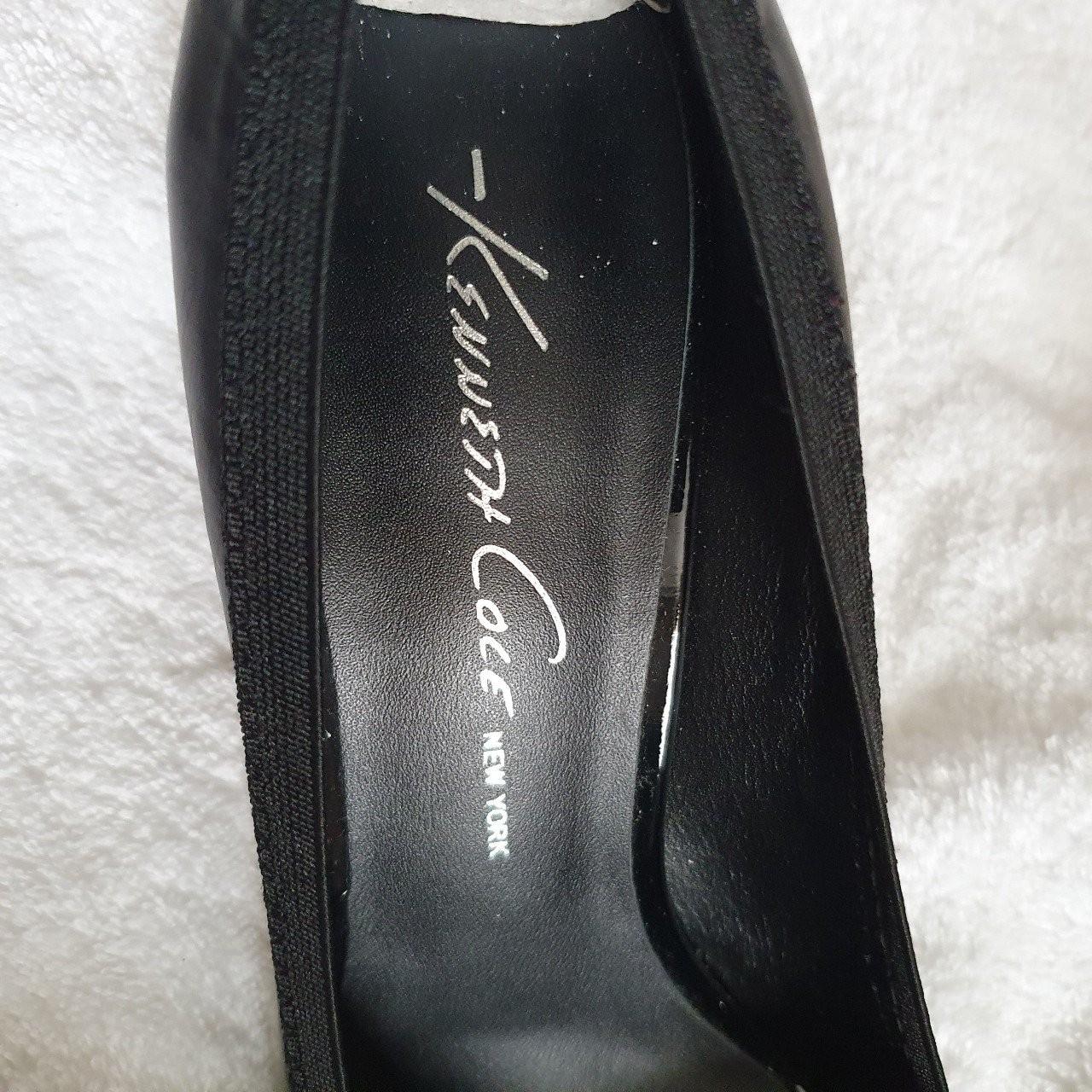 Kenneth Cole Women's Black Courts (4)