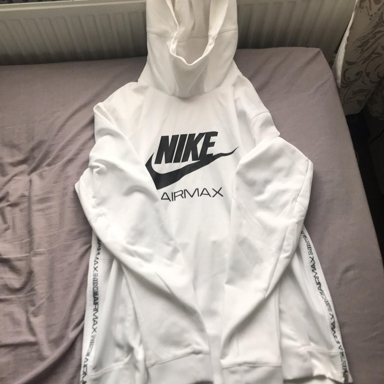 White nike best sale air max hoodie