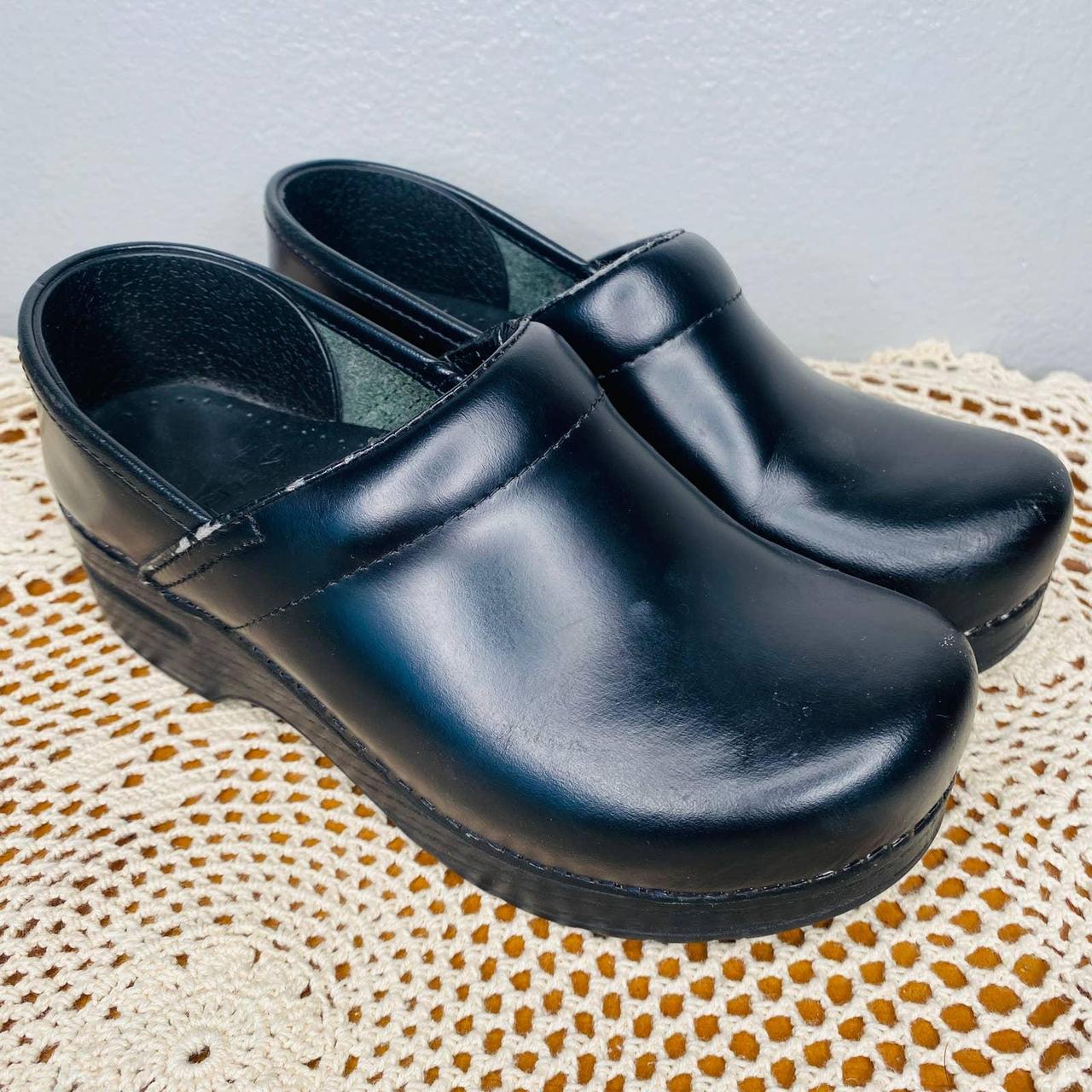 dansko cabrio clogs