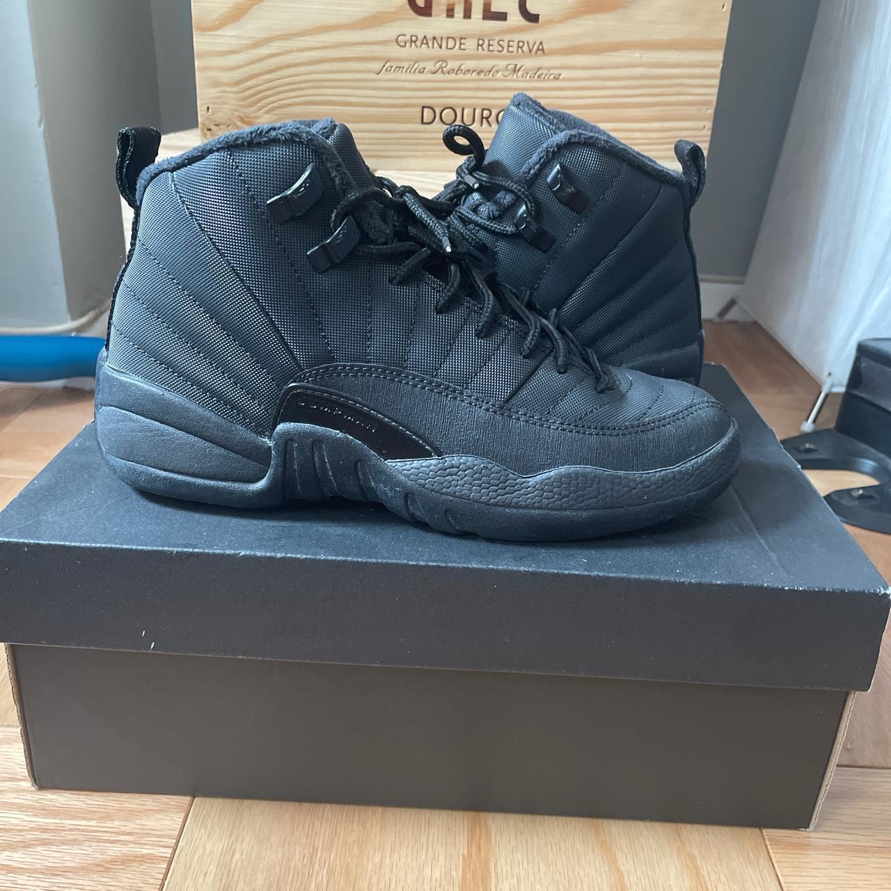 All black hotsell suede jordan 12