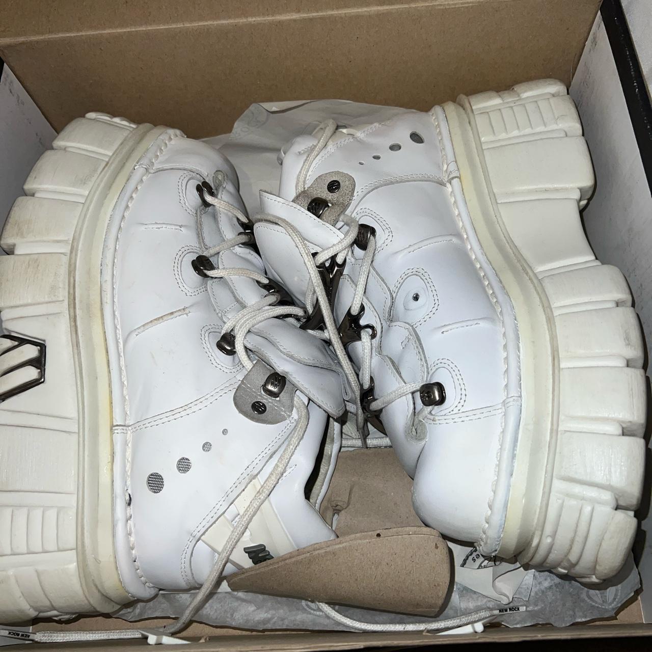 WHITE NEW ROCK PLATFORM TRAINER BOOTS SIZE 8... Depop