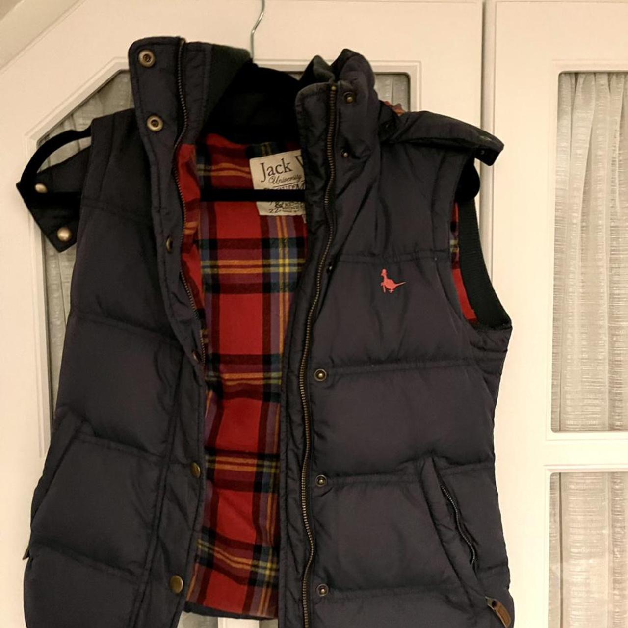 Jack Wills Women's Gilet Depop