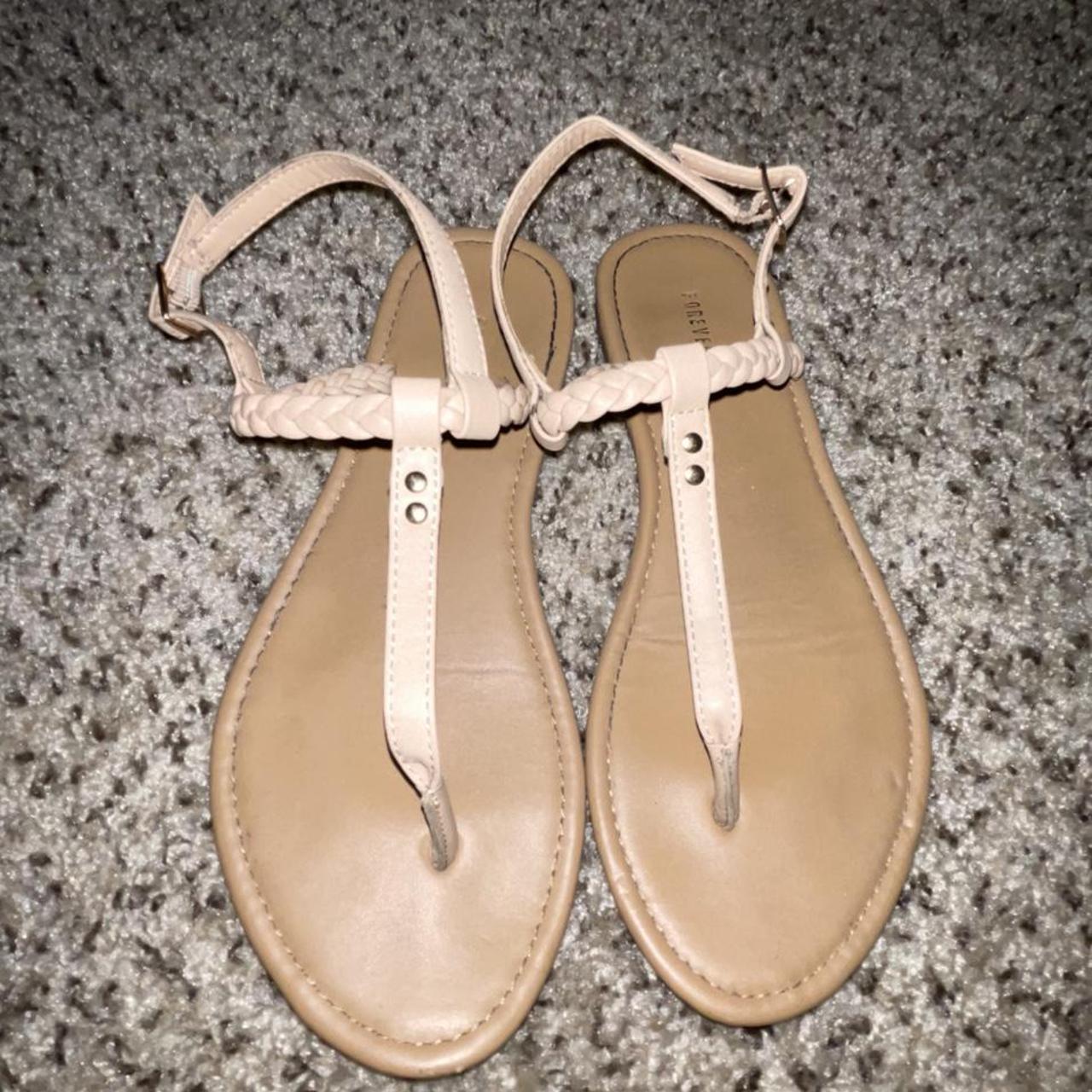 Forever 21 Women's Tan Sandals | Depop