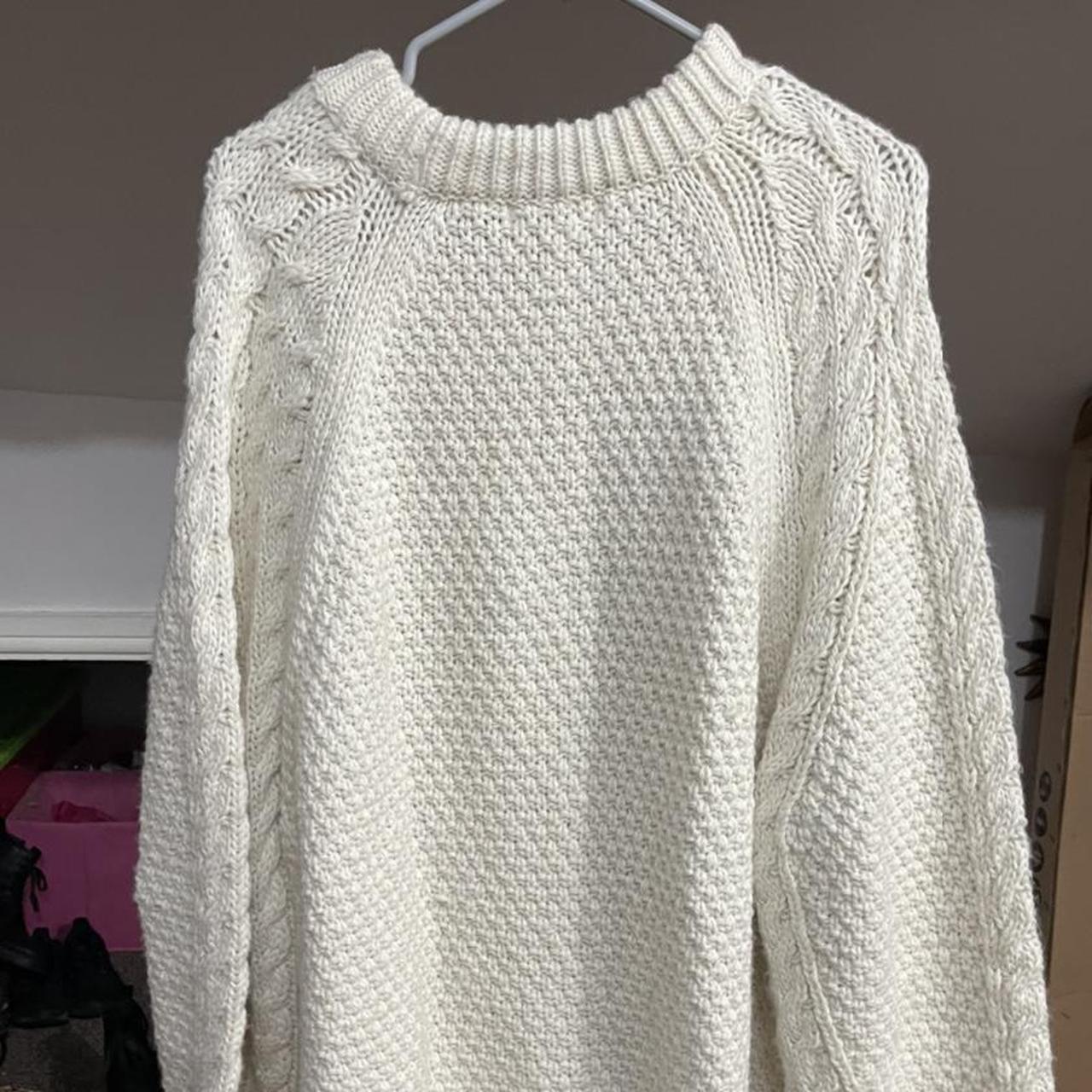 super warm and thick cable knit jumper PLEASE... - Depop