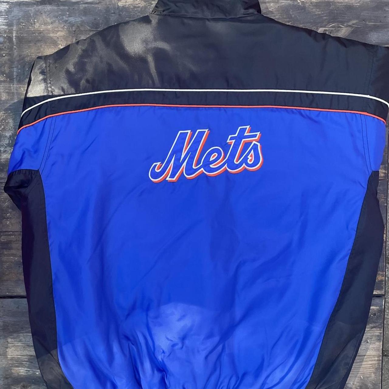 Product Image 2 - XL Vintage Mets Coat
Great quality,