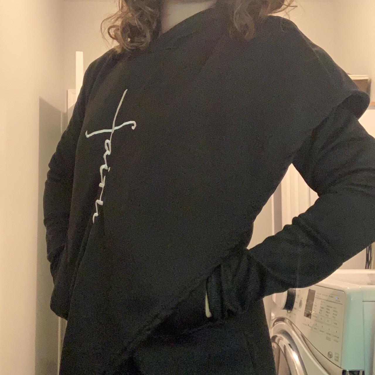 depop nike hoodie