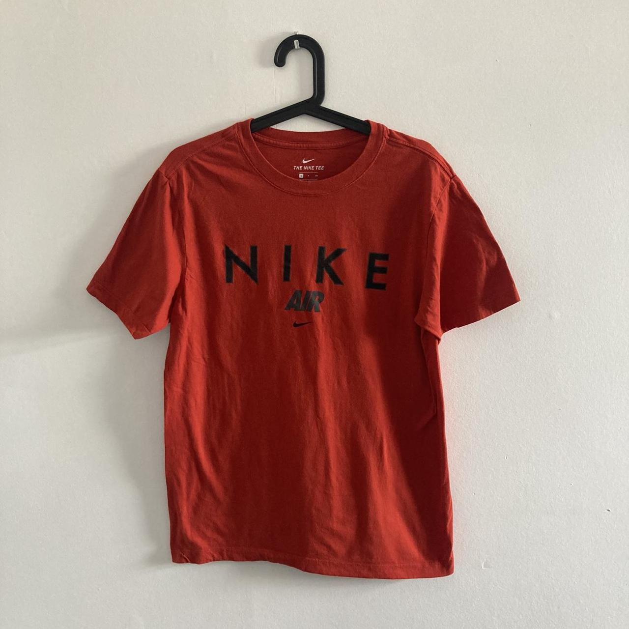 t shirt nike red