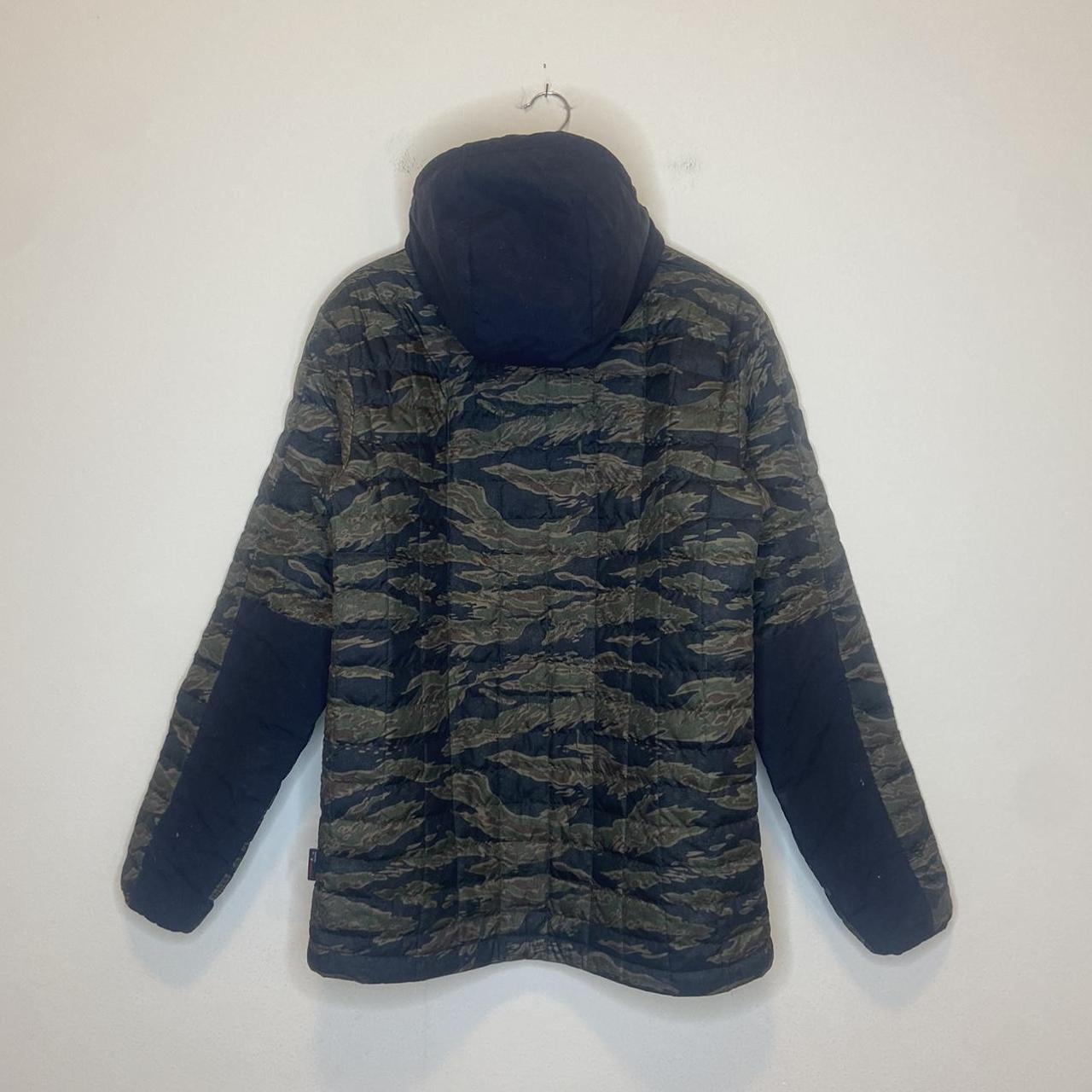 North Face Camo Coat Condition is... - Depop