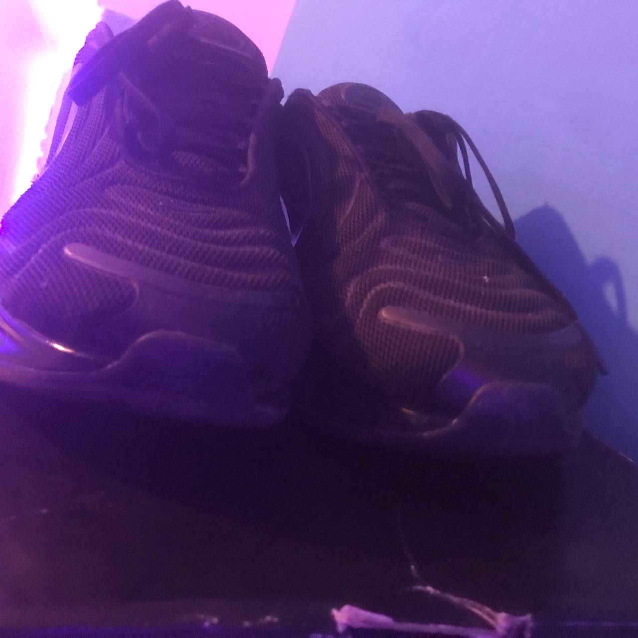 720 black shoes