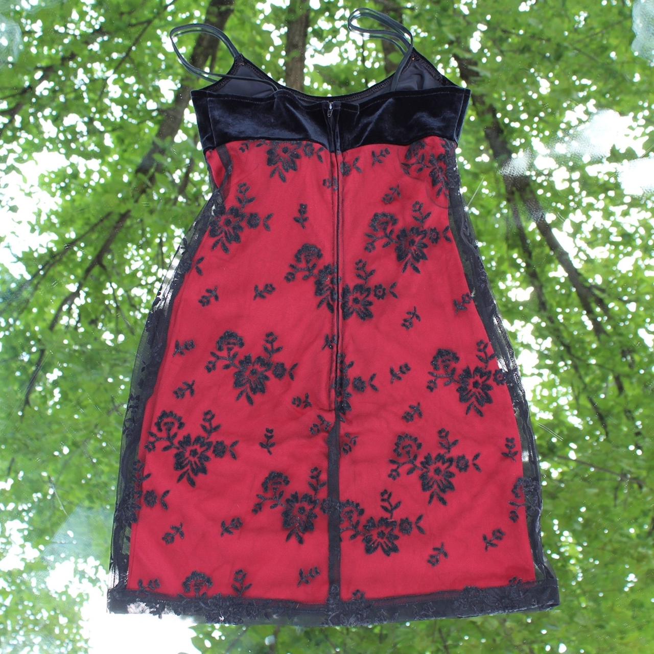 Women's Dress (2)