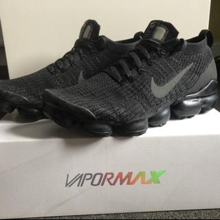 grey and black vapormax flyknit