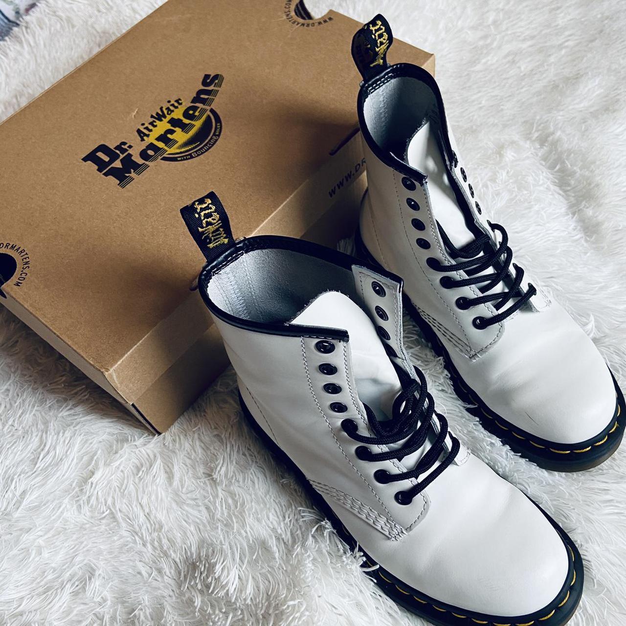 1460 white dr martens