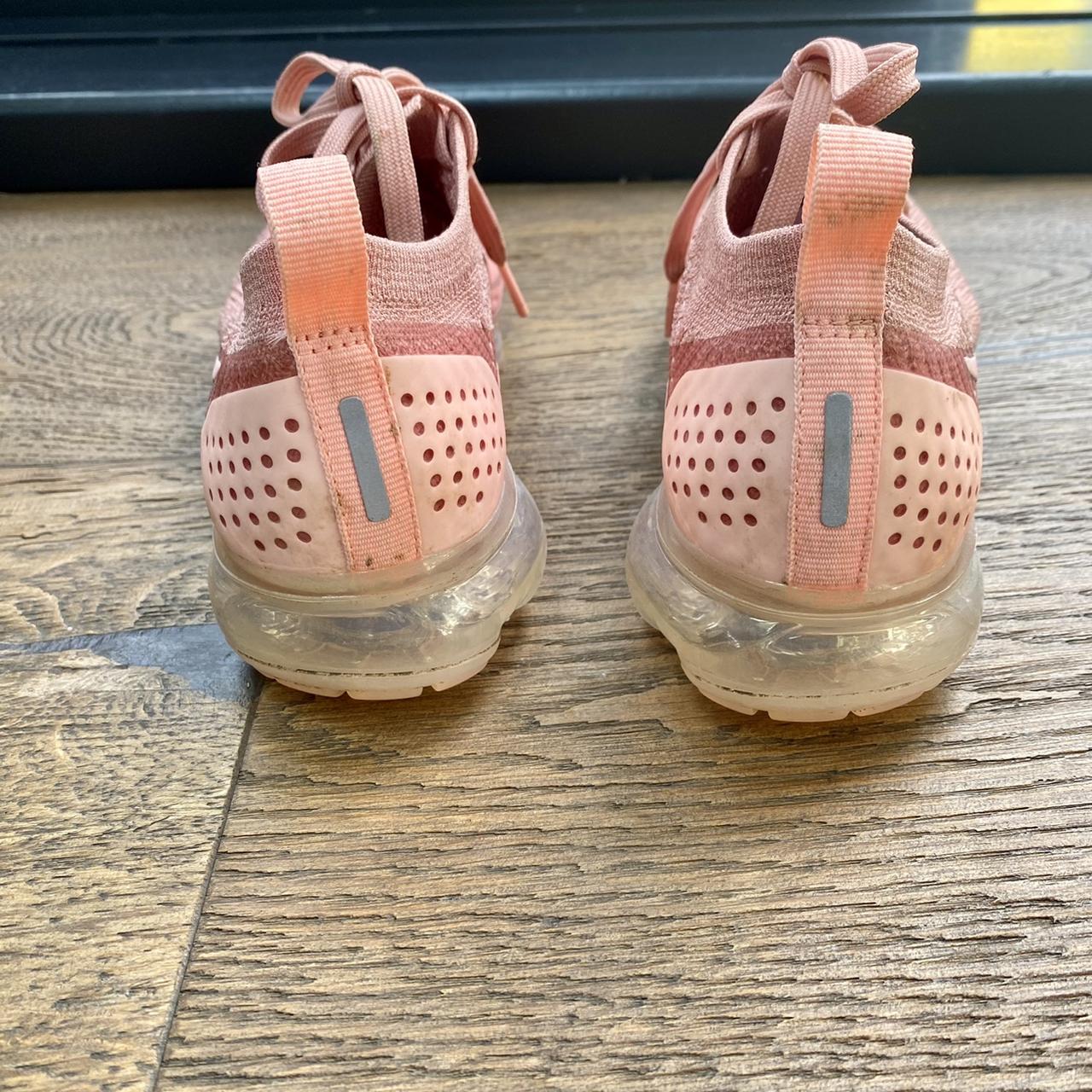 vapormax nike womens pink