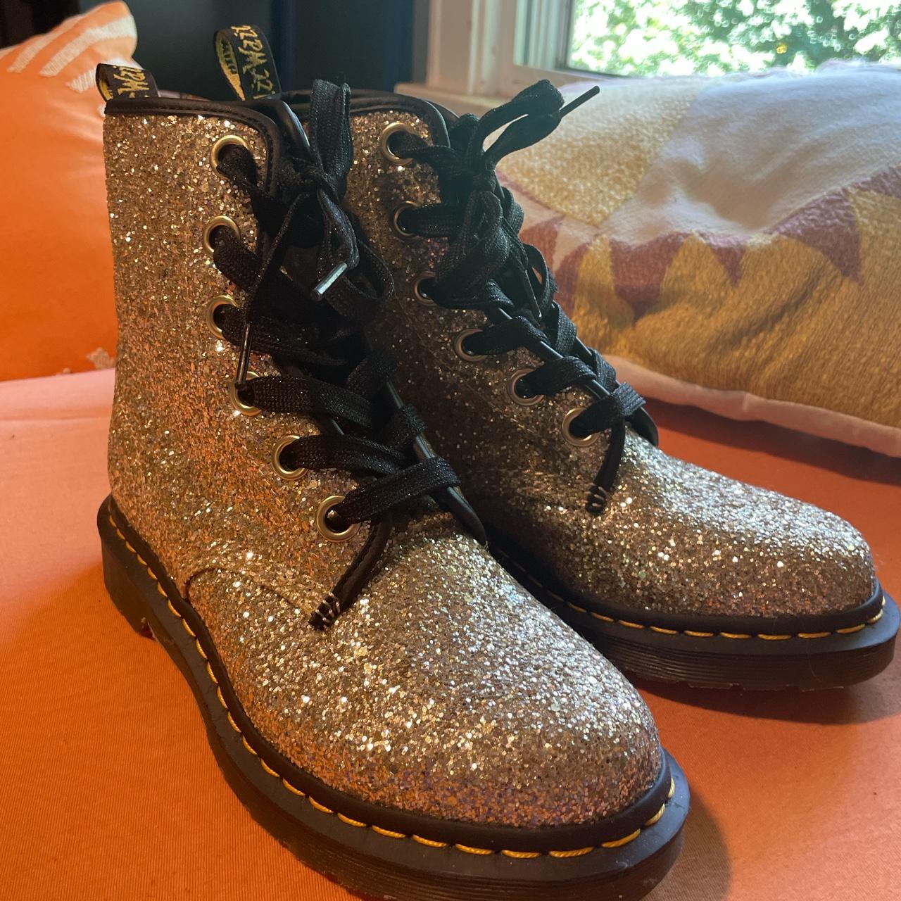 gold sparkly dr martens