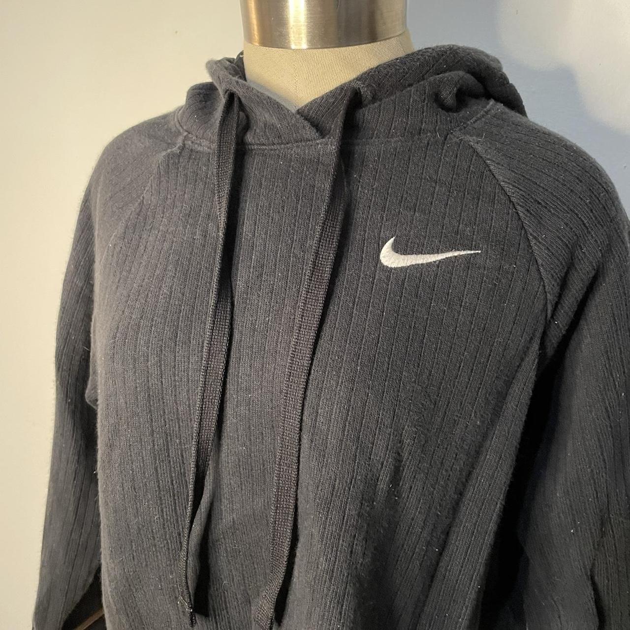 cropped black nike hoodie