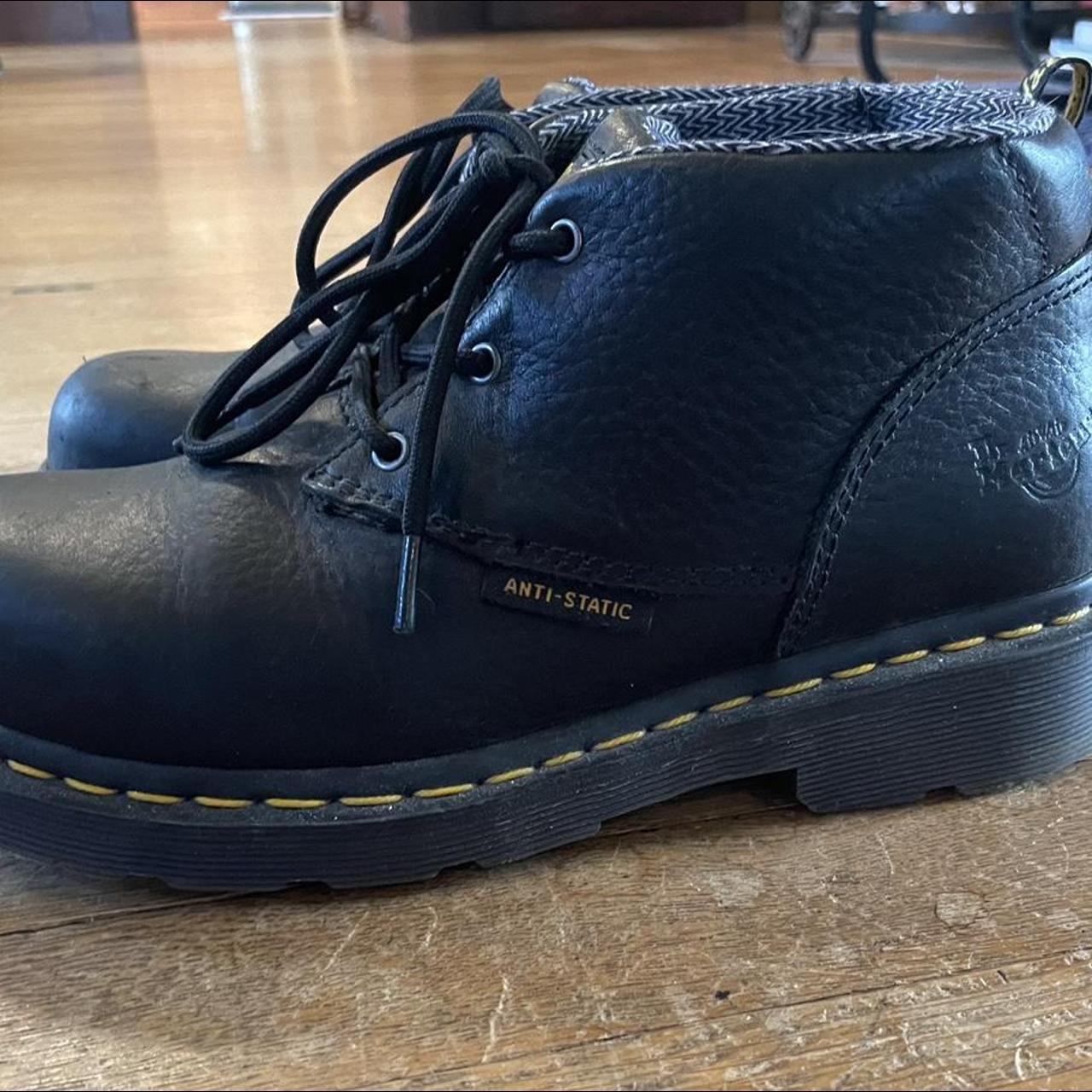 Dr martens izzy safety hot sale boot