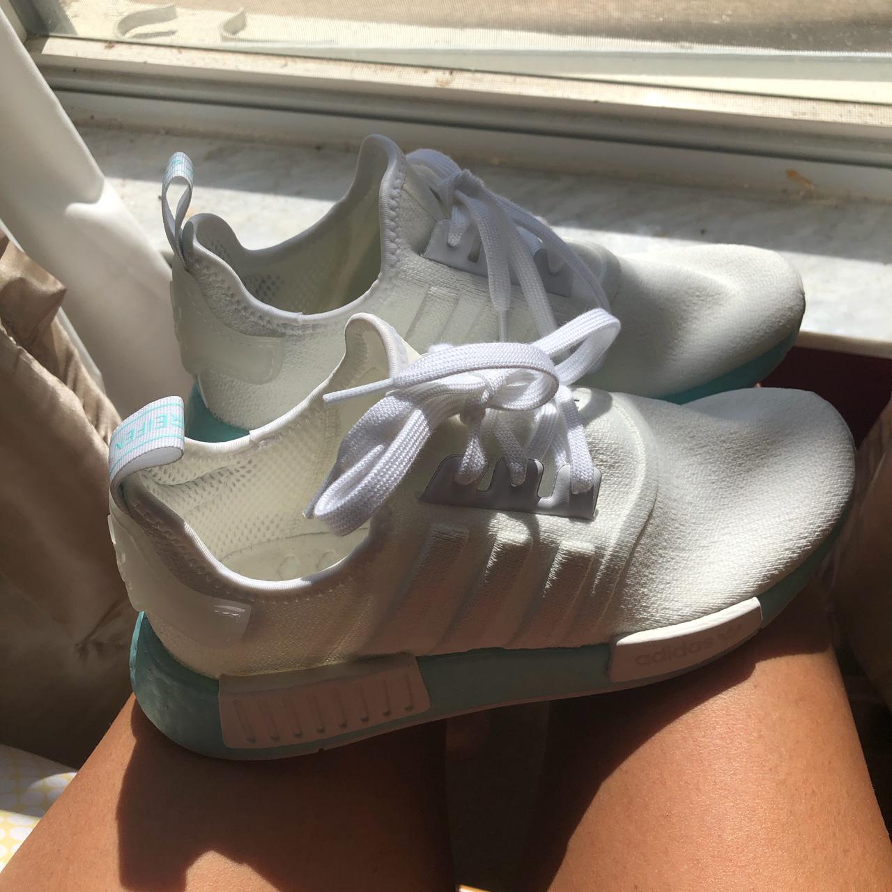 size 7 adidas nmd