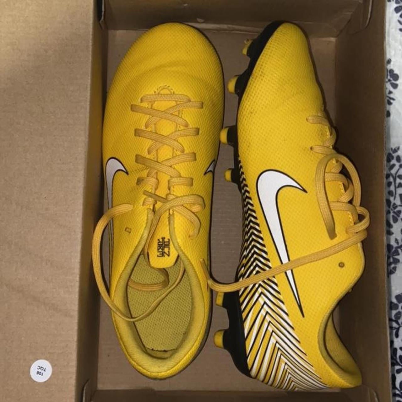 NIKE Kids Footy Boots Size 5 US 4 5 UK Fits Depop nike-kids-footy-boots-size-5-us-4-5-uk-fits-depop