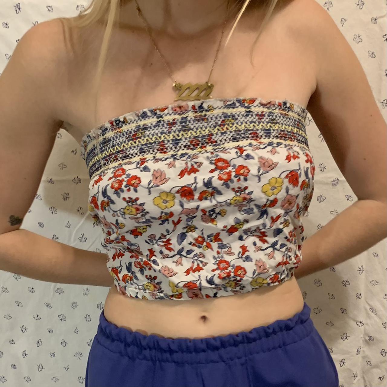 Floral tube top fits size medium in good condition... - Depop