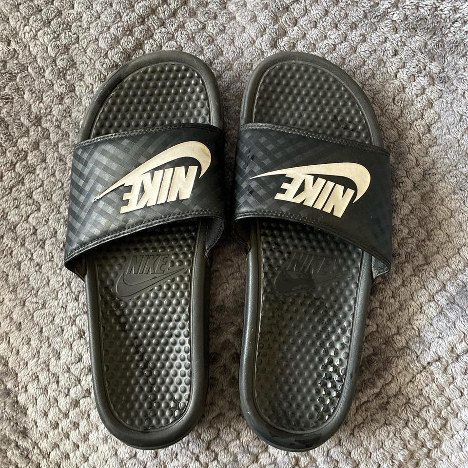 black nike sliders size 5