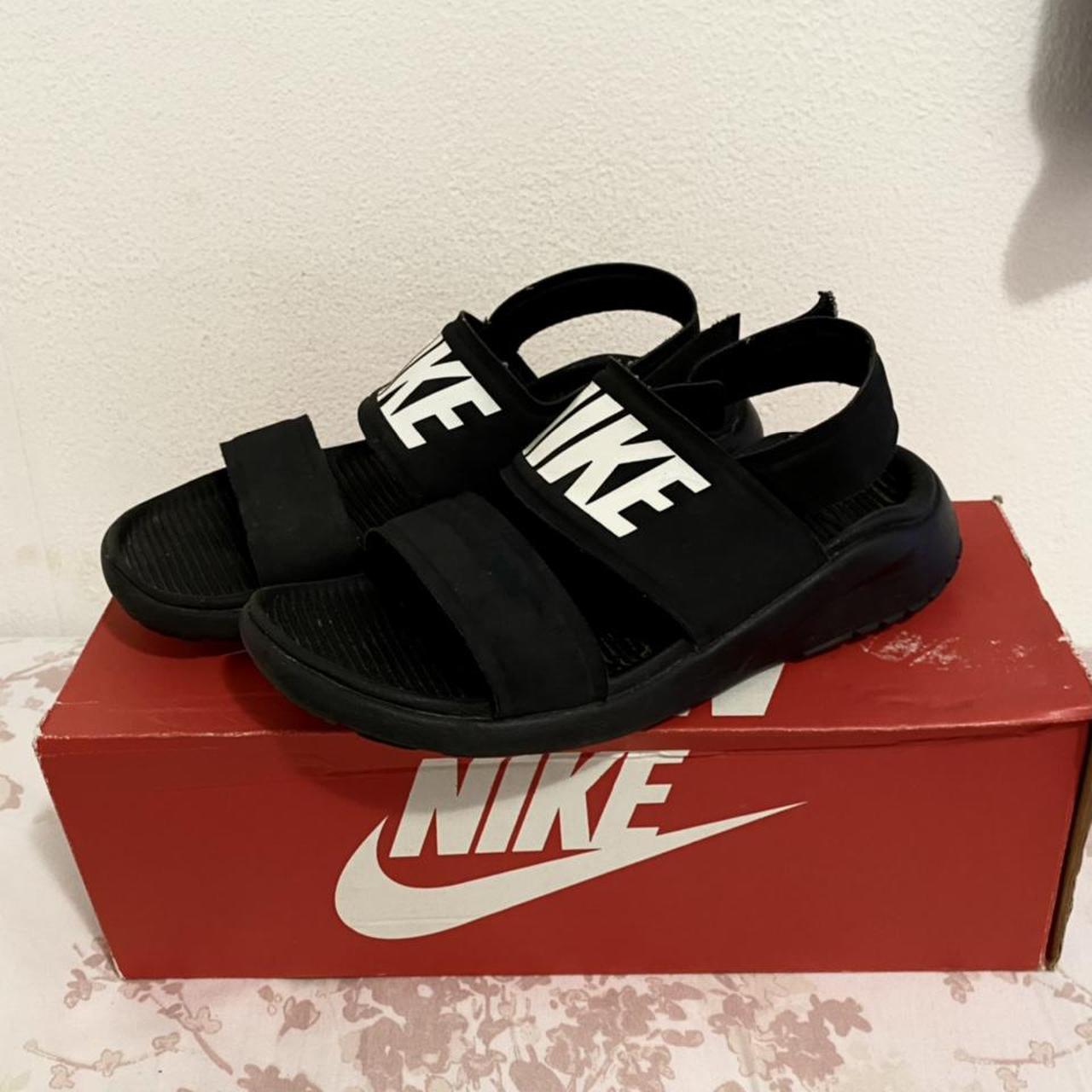 black tanjun sandals