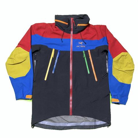 Arcteryx × beams Theta SV 35th anniversary goretex - Depop