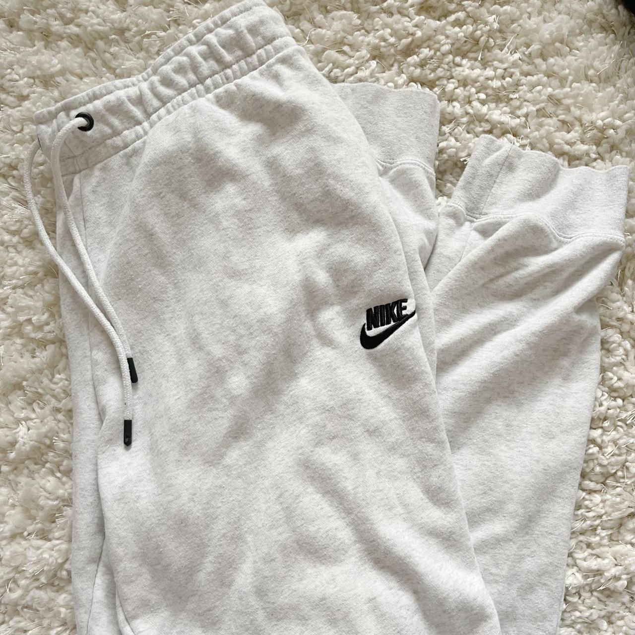 nike ladies grey joggers