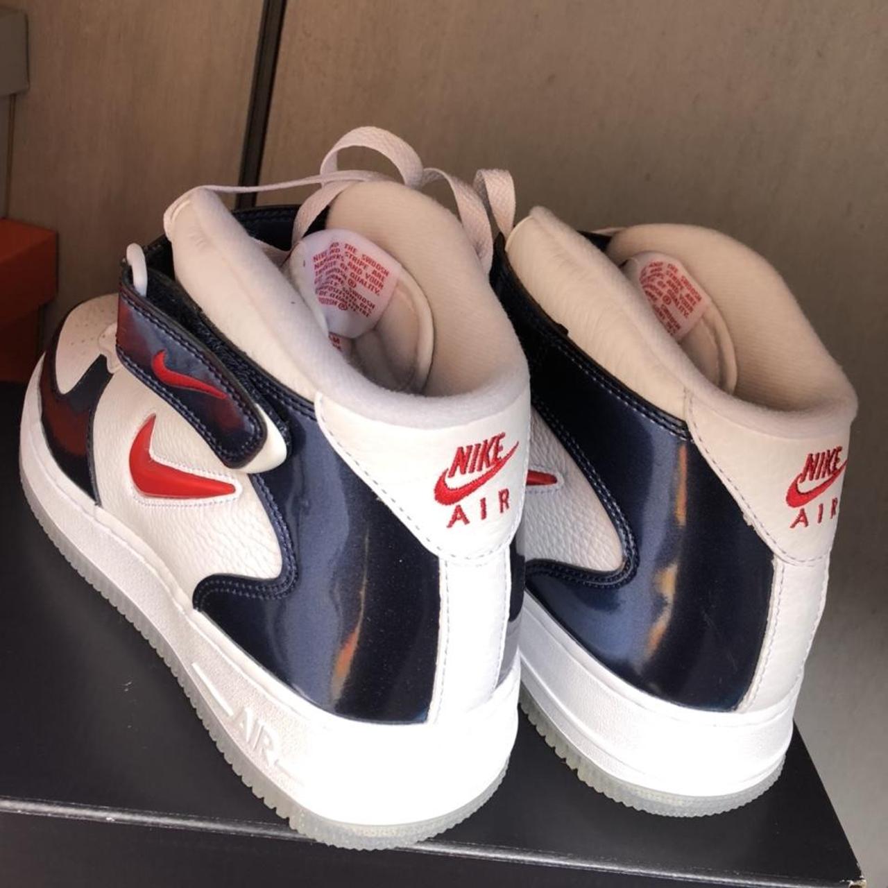 sizeer nike air force 1 mid