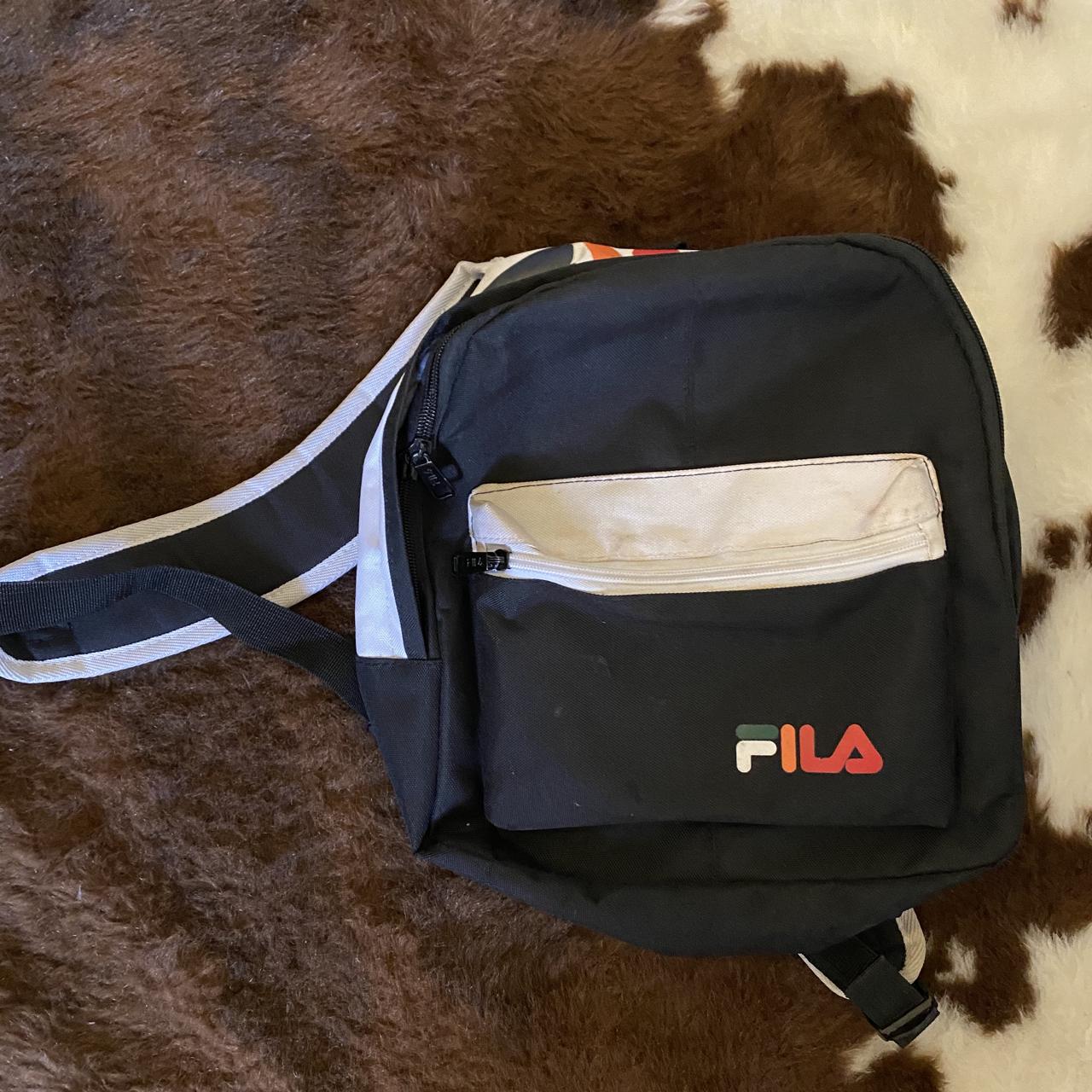 Small deals fila backpack